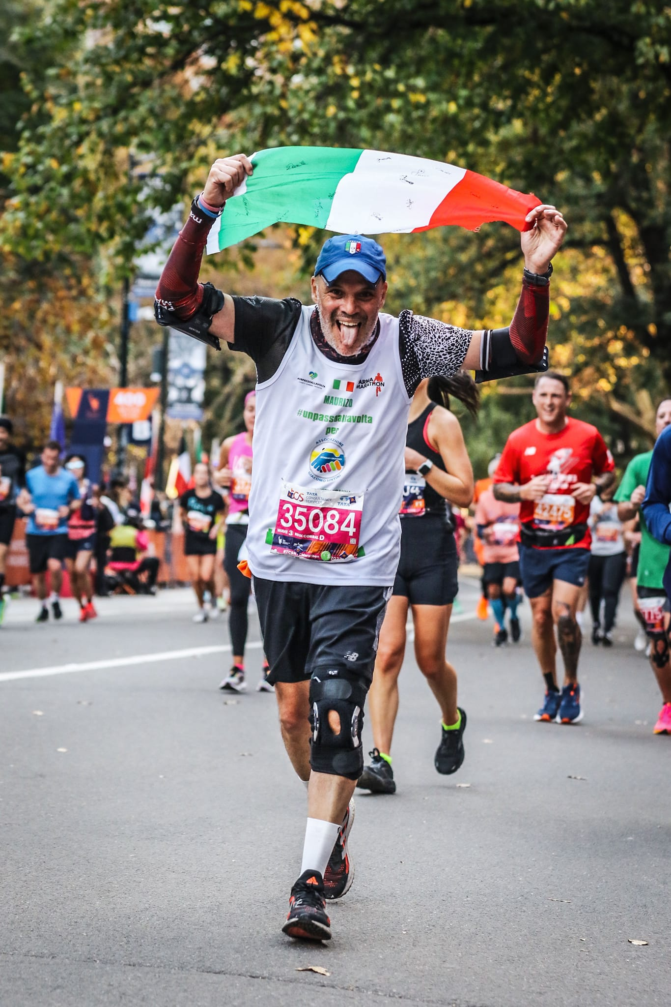 Maurizio Romeo all'arrivo della Maratona di New York 2023